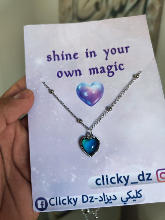 قلادة سحرية يتغير لونها الى الوان عديدة رائعة